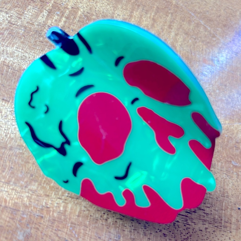 Disney Inspired Snow White Poison Apple Claw Clip